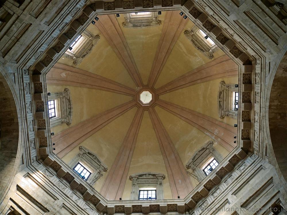 Milano - La cupola interna di San Lorenzo Maggiore